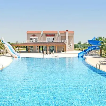 Belek'te Tesis Icerisinde, Havuzlu Villa-awz151 Villa *